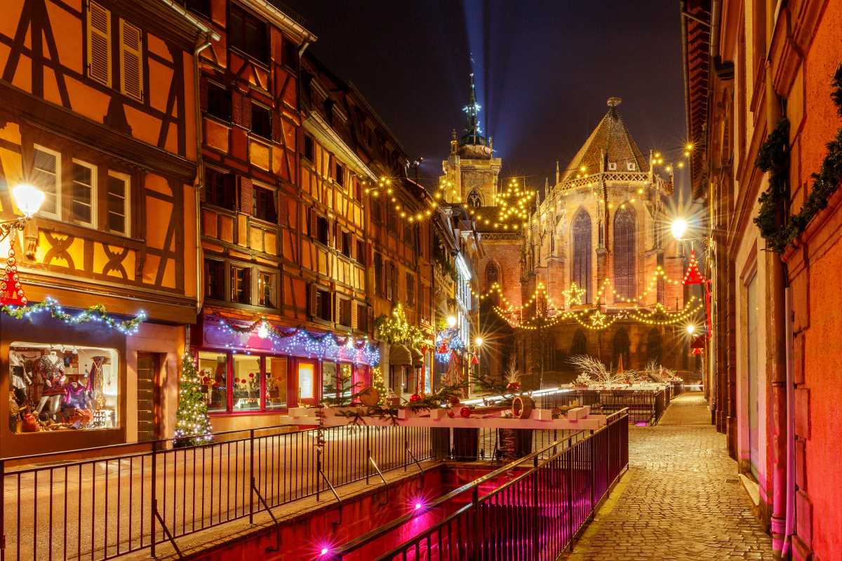 5 Best Places to Travel at Christmas